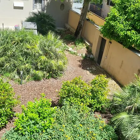Living Walls *