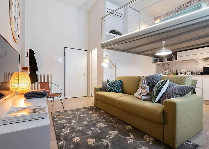 Living Walls Apartment