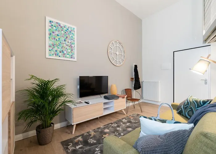 Living Walls Apartment Florence